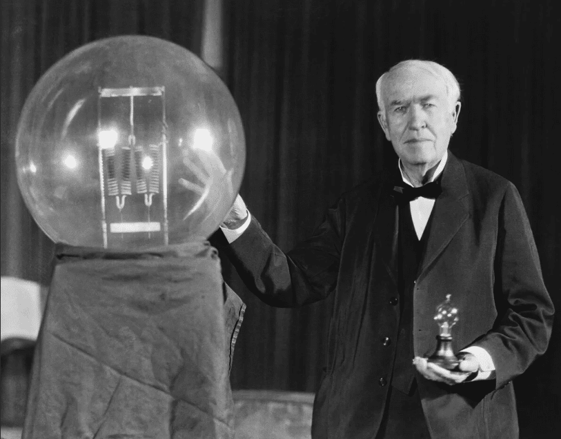 Лампа накаливания Томаса Эдисона