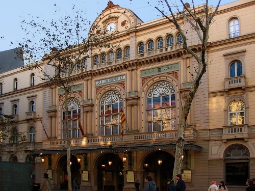 13. Лисео – театр в Барселоне и один из важнейших театров Испании открытый в 1847. Этот театр был построен на частные денежные средства. 