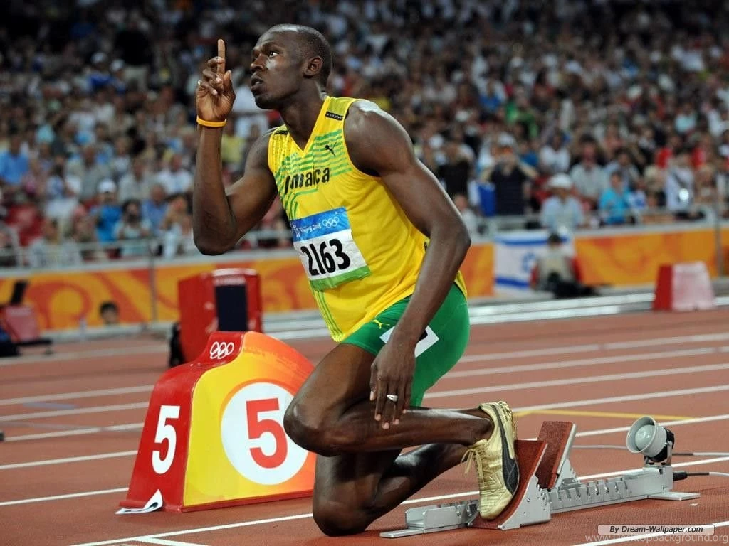 Бегун на дерби. Самый быстрый человек Усейн болт. Usain St. Leo Bolt. Усейн болт с Кубком. Бегуны на 100 метров Усейн болт.
